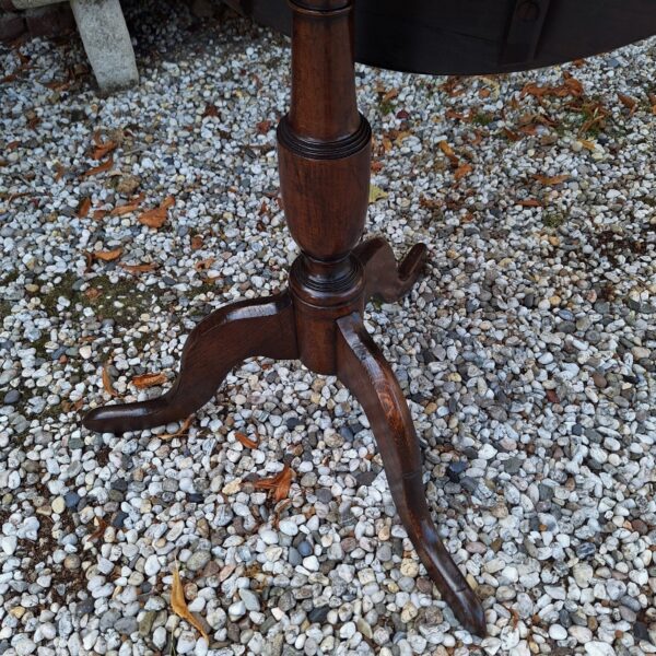 Engelse tilt top tafel. TAF00077 - Afbeelding 3
