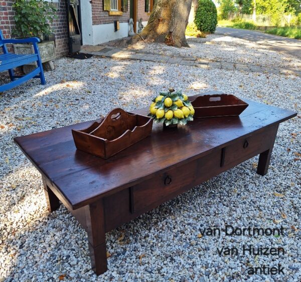 Spaanse salontafel. TAF00078 - Afbeelding 2