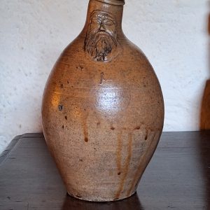 Baardmankruik 17e eeuw. AAR00107