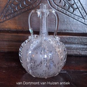 Bruidsfles,, ribbenkaraf 18e eeuw. VAR00169