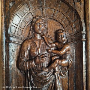 Paneel Madonna met kind. SCU00086