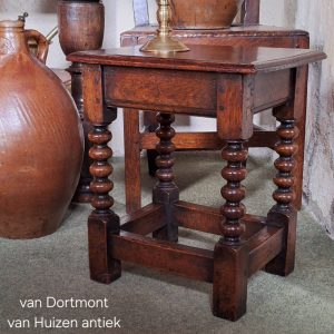Engelse Joint stool. STL00086